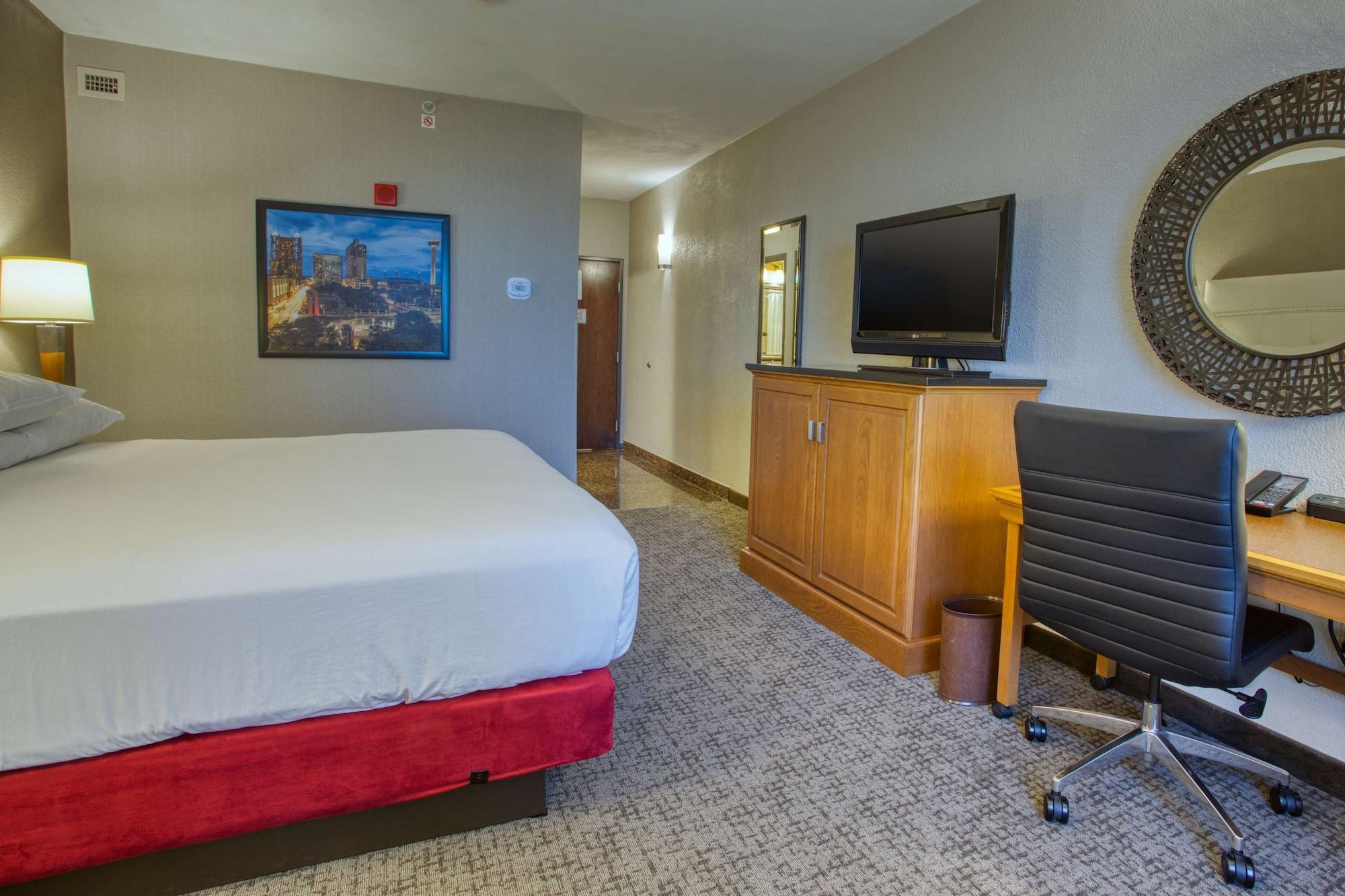 Drury Inn & Suites San Antonio Near La Cantera Eksteriør billede